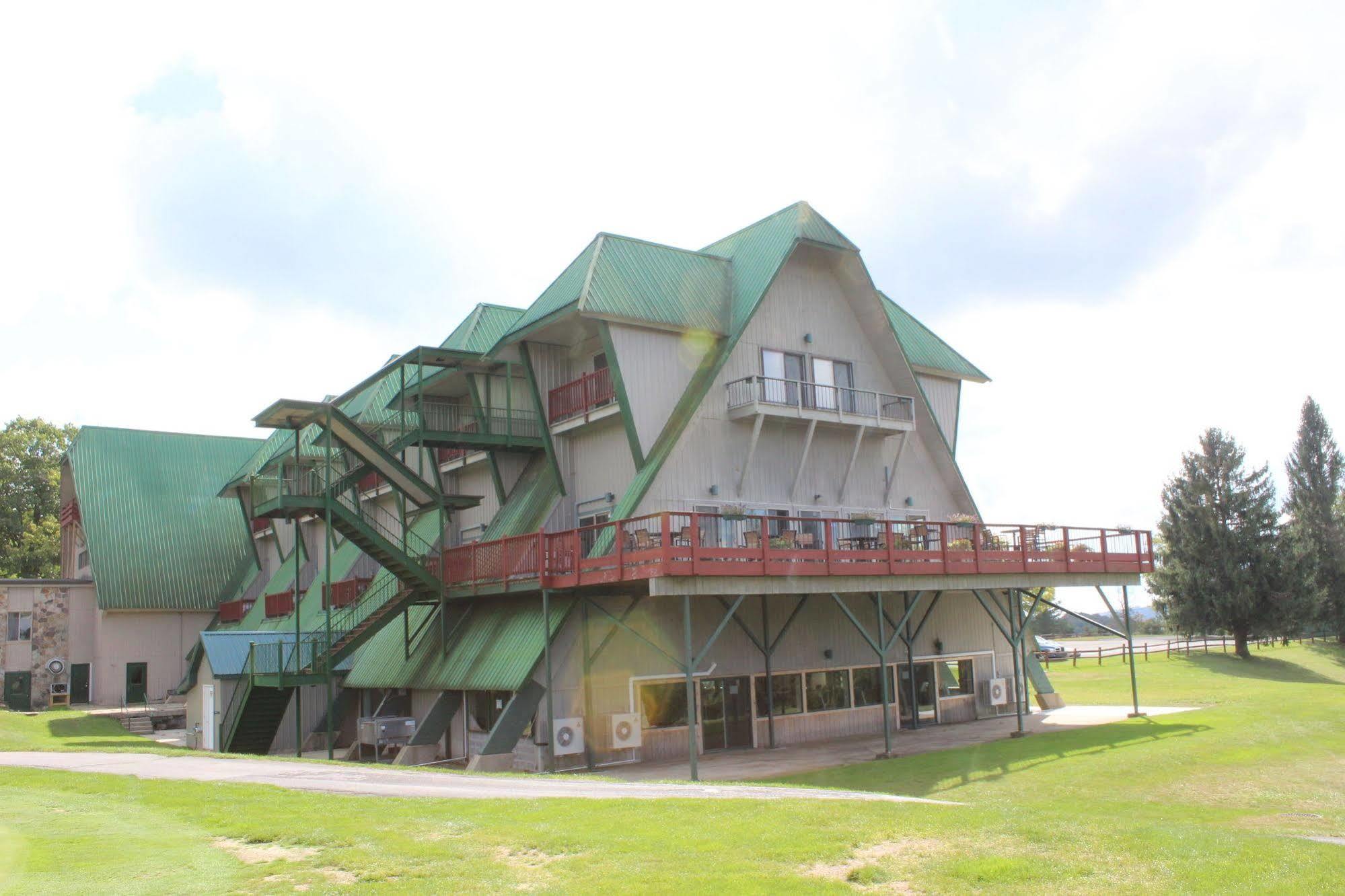 Alpine Lake Resort Terra Alta Exterior foto