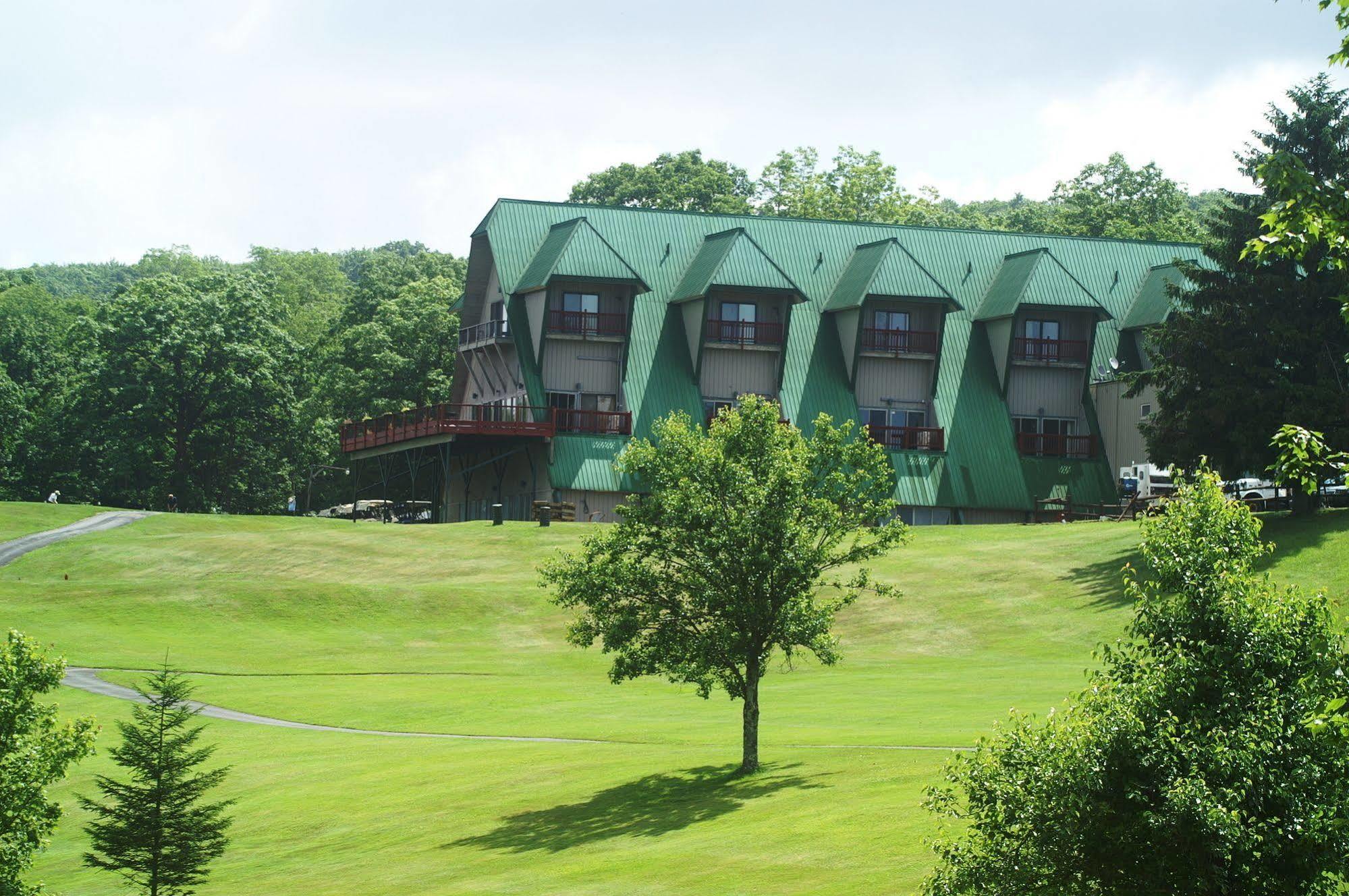Alpine Lake Resort Terra Alta Exterior foto